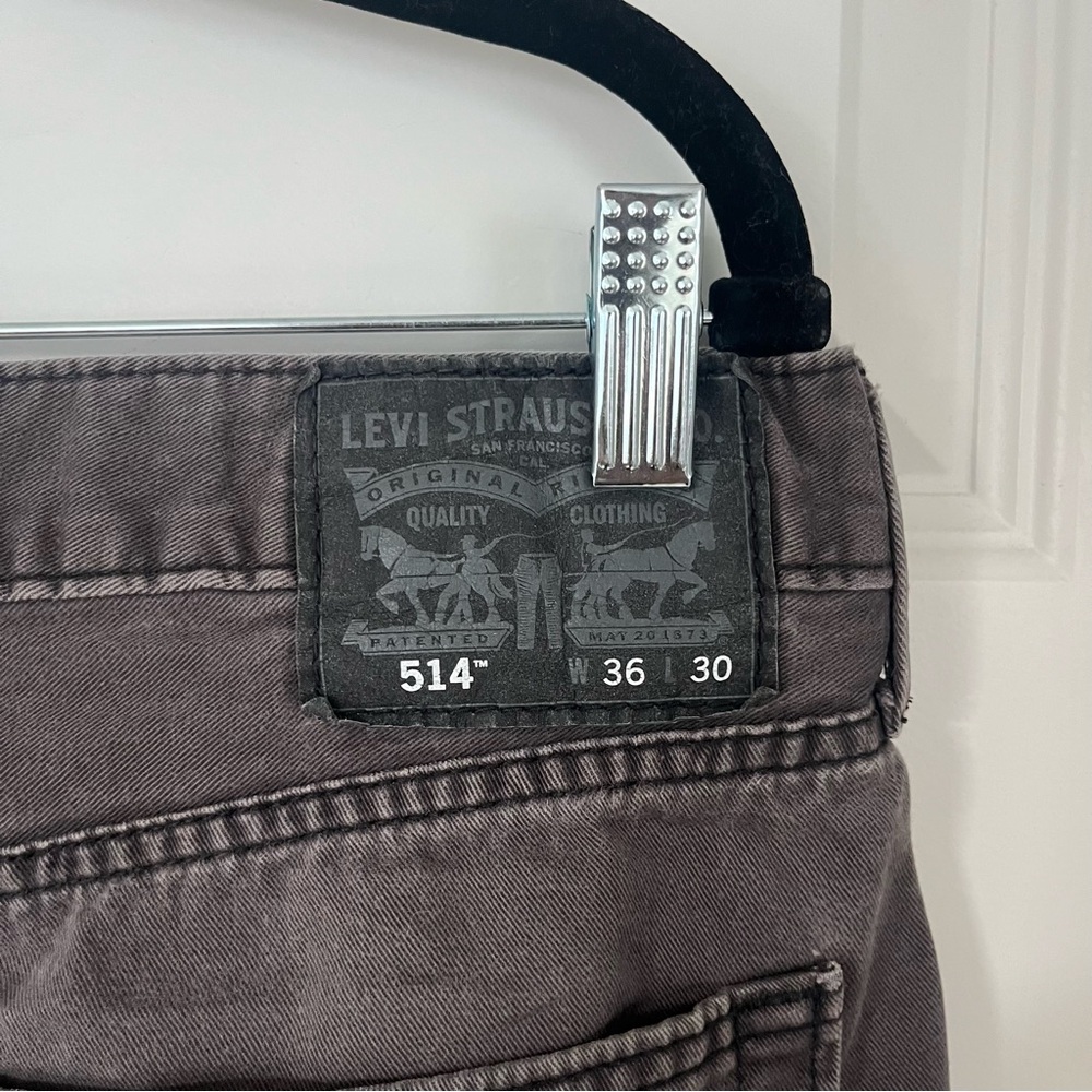 Levi’s 514 Jeans - Picture 3 of 4